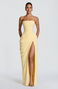 Robe Cyra – maxi drapé asymétrique