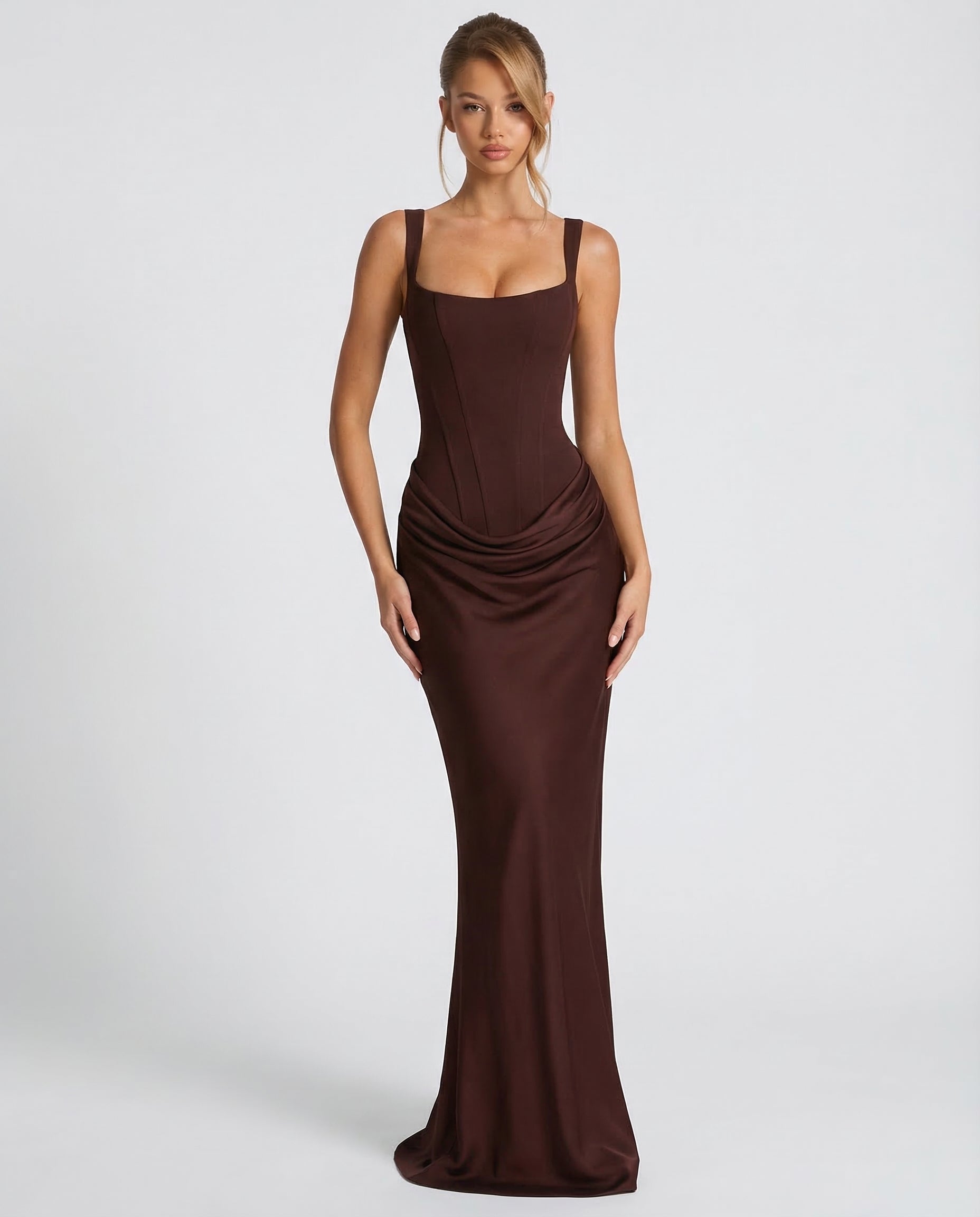 Robe Lorenza – maxi silhouette sablier